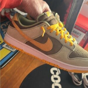Nike Dunk low dusty olive